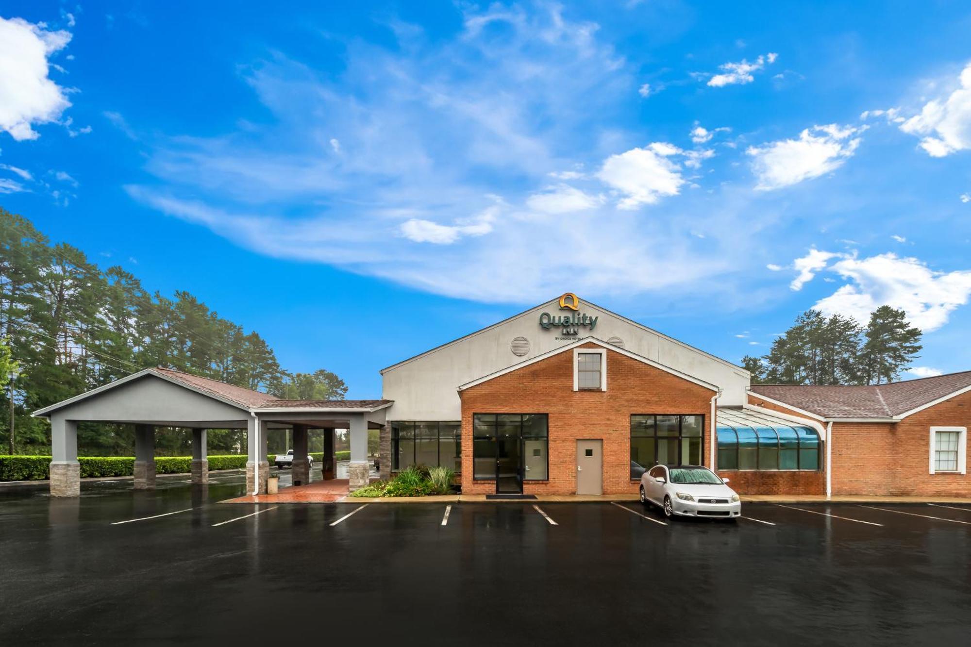 Quality Inn Корнелия Екстериор снимка