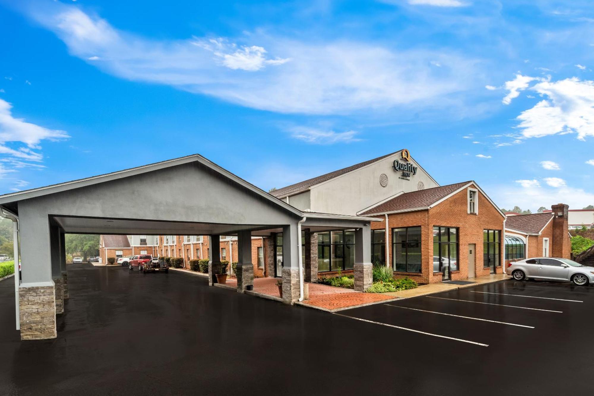 Quality Inn Корнелия Екстериор снимка