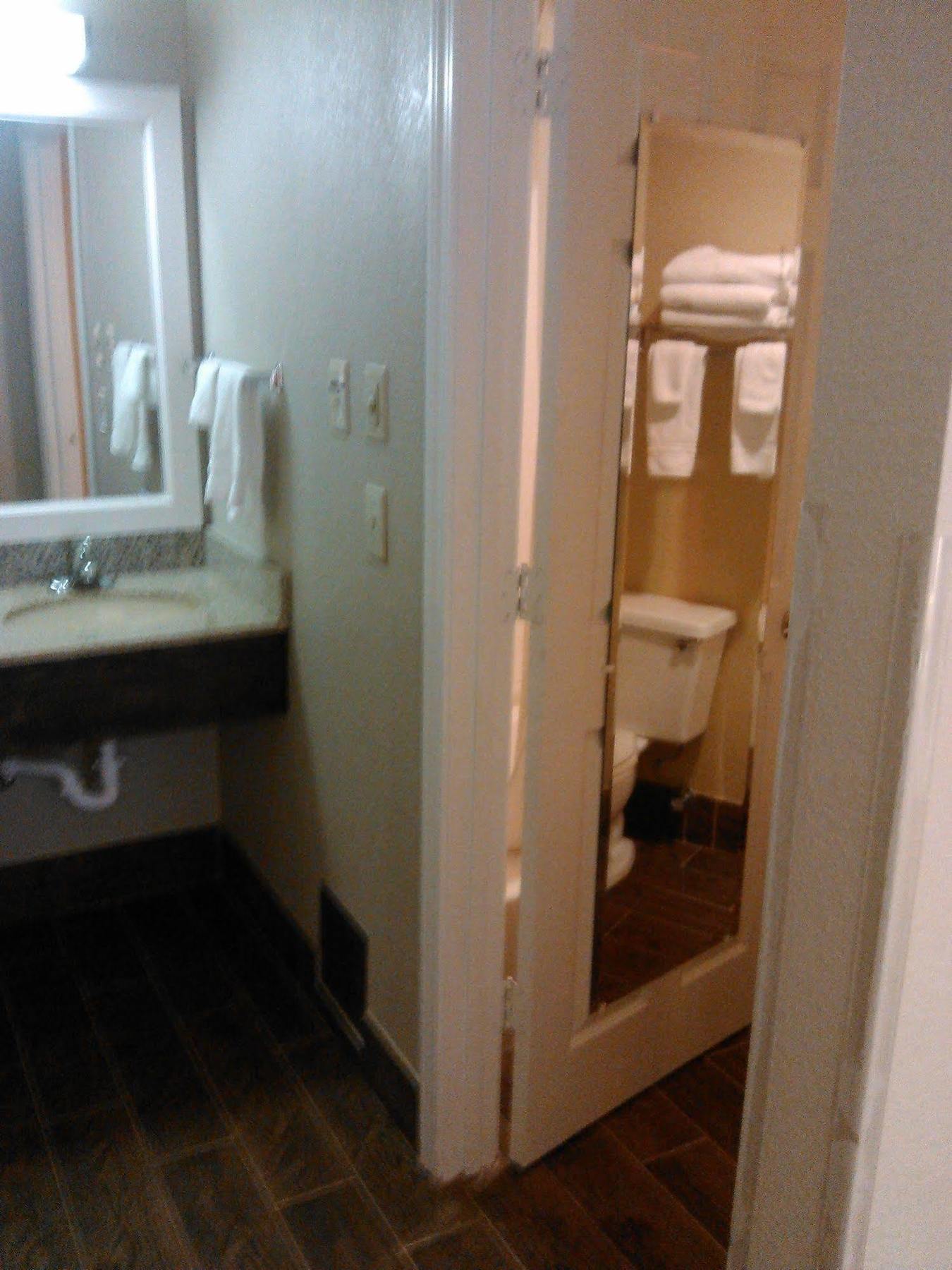 Quality Inn Корнелия Екстериор снимка